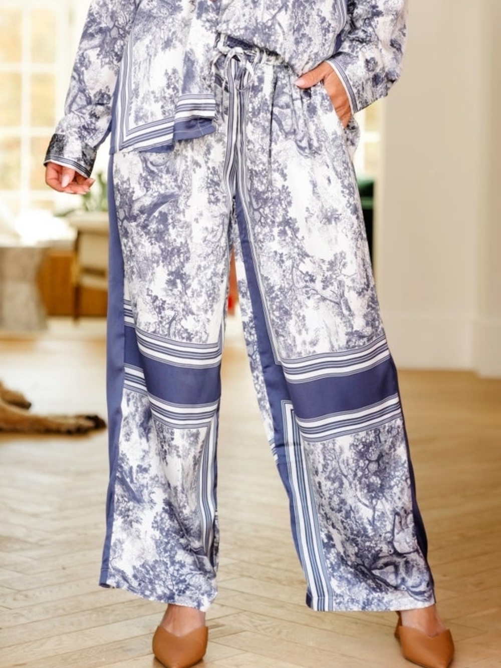 NEW!!! POL Printed Wide-Leg Lounge Pants - Blue/White, Sz Large, NWT